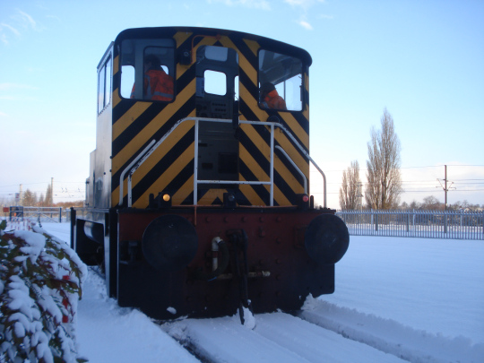 Matt and Danny using the 02 shunter as a snowlough in the car park in York in readiness for a delivery...