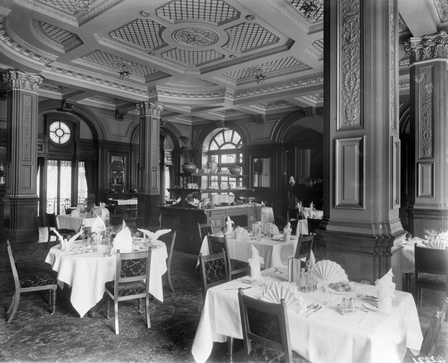 Bradford Midland Hotel is one of many mentioned in the documents. © National Railway Museum / SSPL.