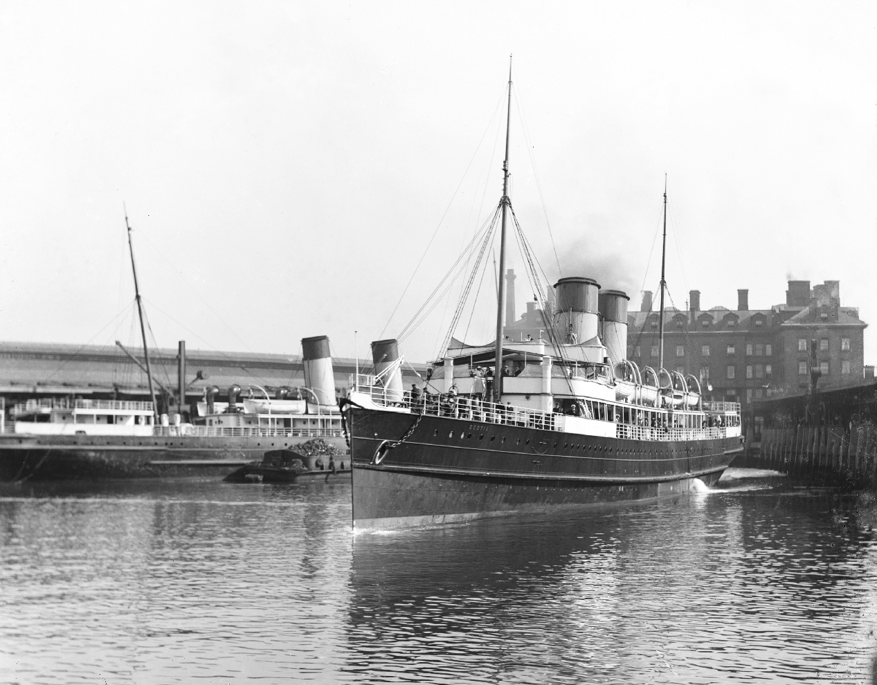 LNWR SS Hibernia at Holyhead c.1907