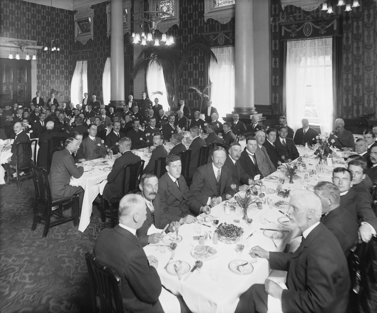 Tara Survivors at Euston Hotel 1916 