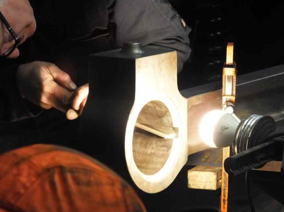 The keyways in the coupling and connecting rods are being carefully dressed