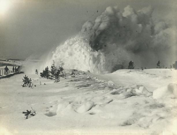 Snow plough. County March Summit. March 1895, 3 engines and plough in snow drift, 1895
