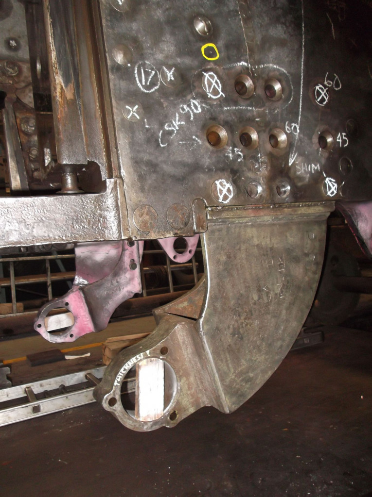 The front-right spring and brakeshaft bracket has been refitted to the loco for measuring relative to the left hand bracket.