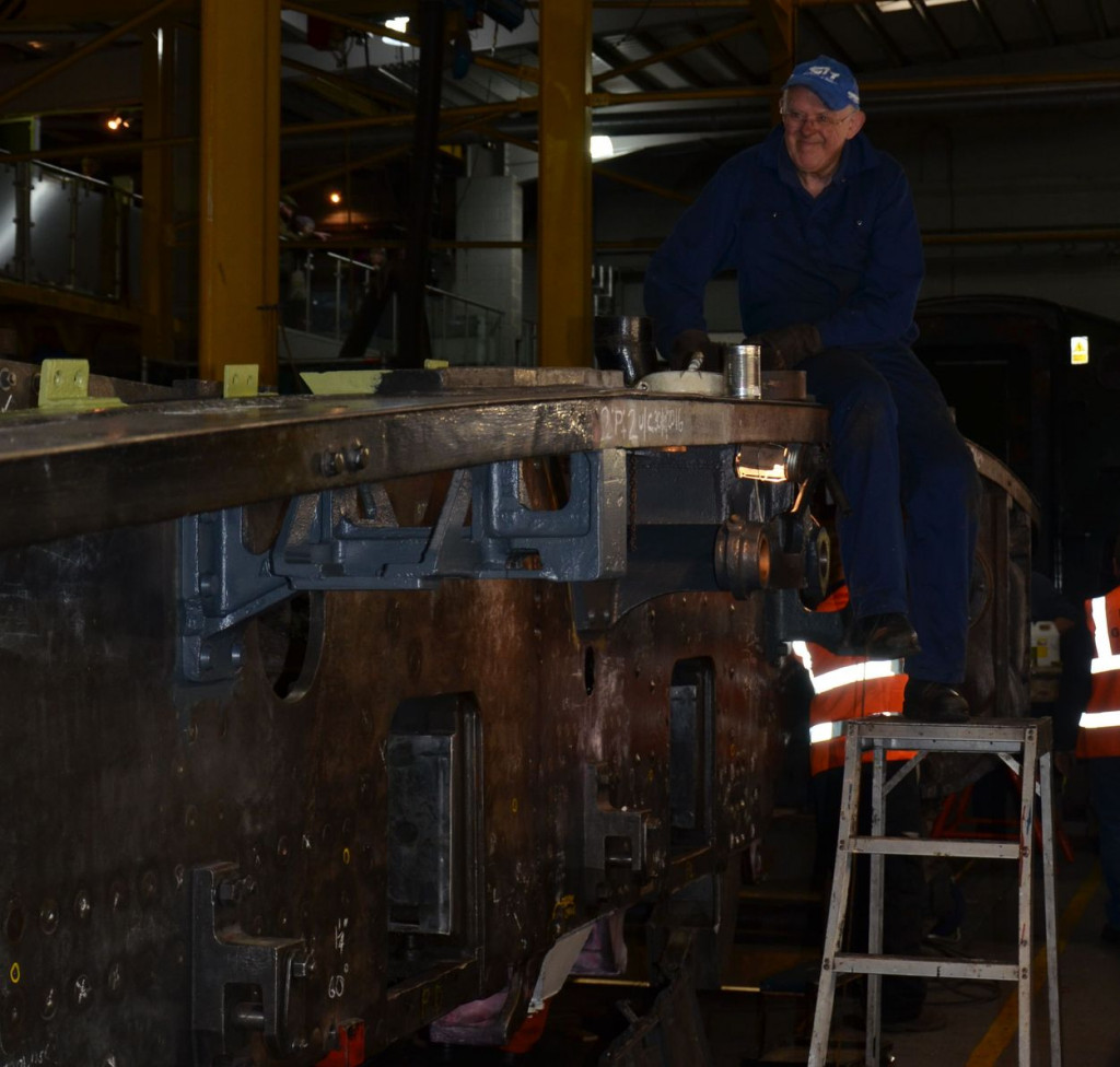 Alan Pitt has been a member of the Engineering Team throughout 2016. He is preparing the area around the sand filler tubes for painting.