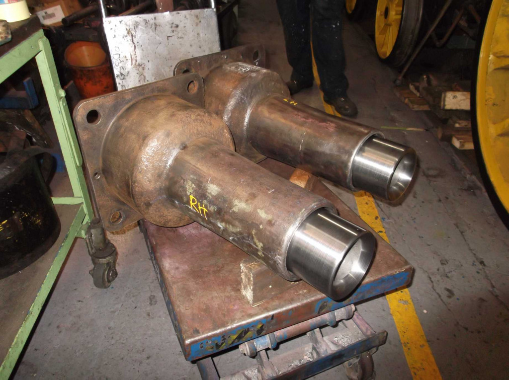 The buffers with the reconditioned buffer sleeves.