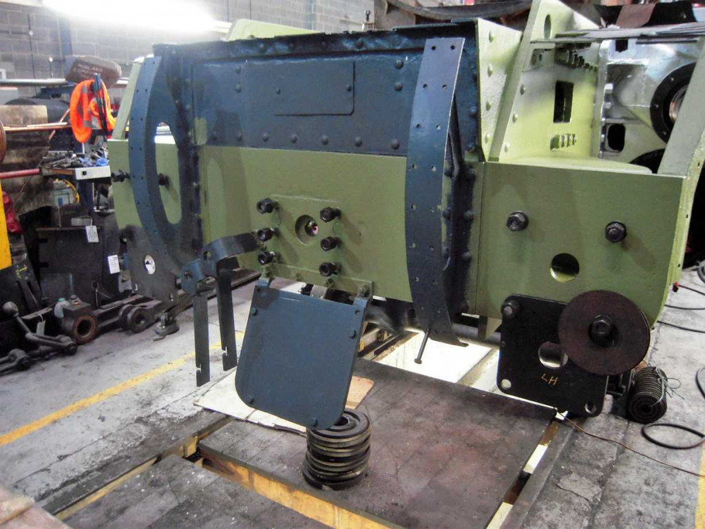 The front bufferbeam was primed this week.