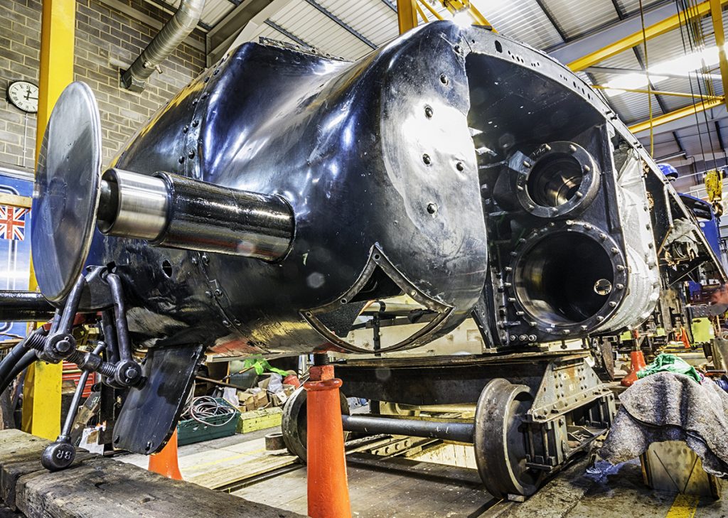 The front of the loco frames are now back on the accommodation bogie