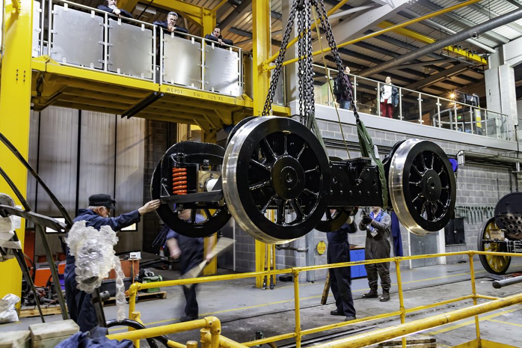 The bogie is lifted from in front of the loco