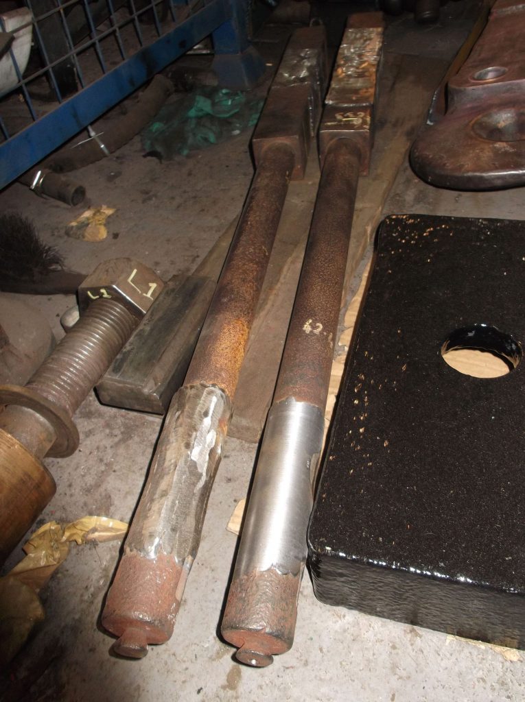 The vestibule lower supports