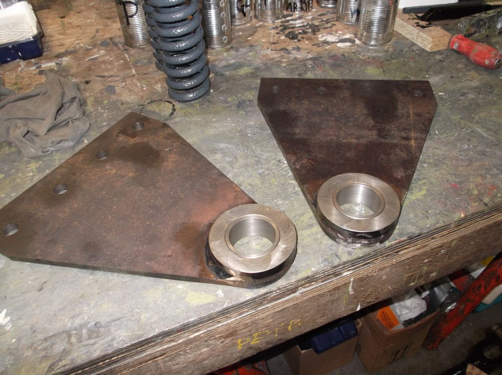 The tender outside brake cylinder brackets