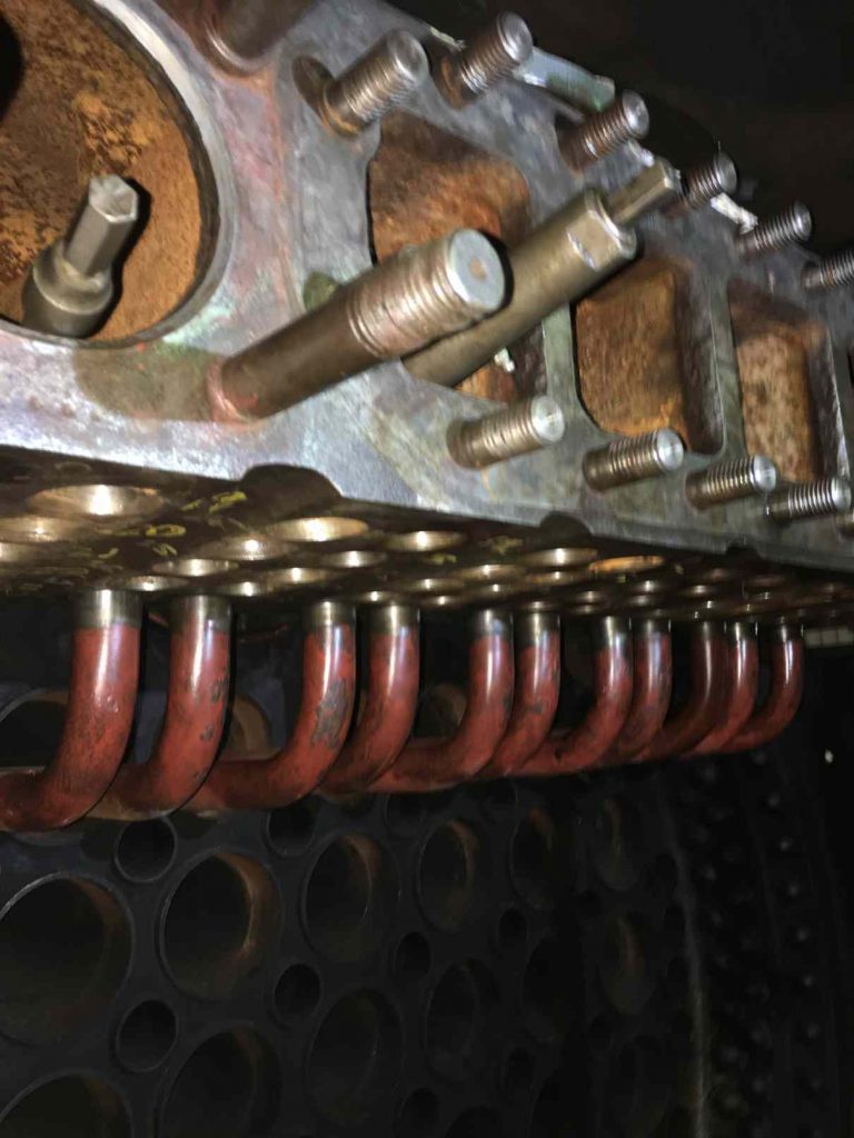 Fitting the superheater elements