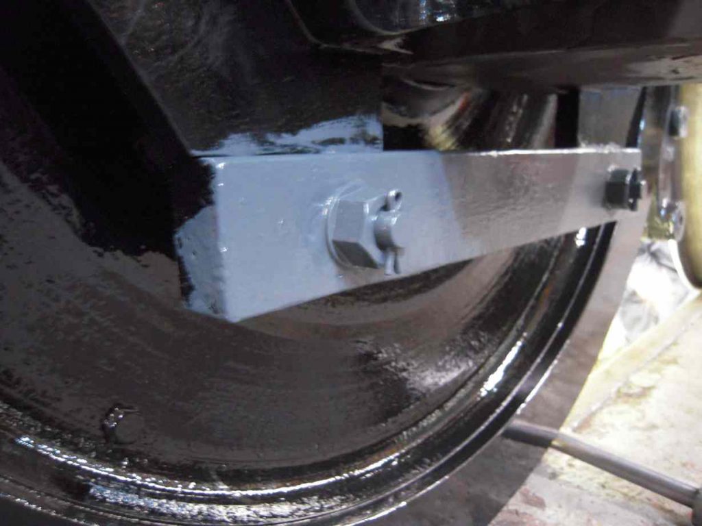 The tender hornstays have been refitted with new fitted bolts