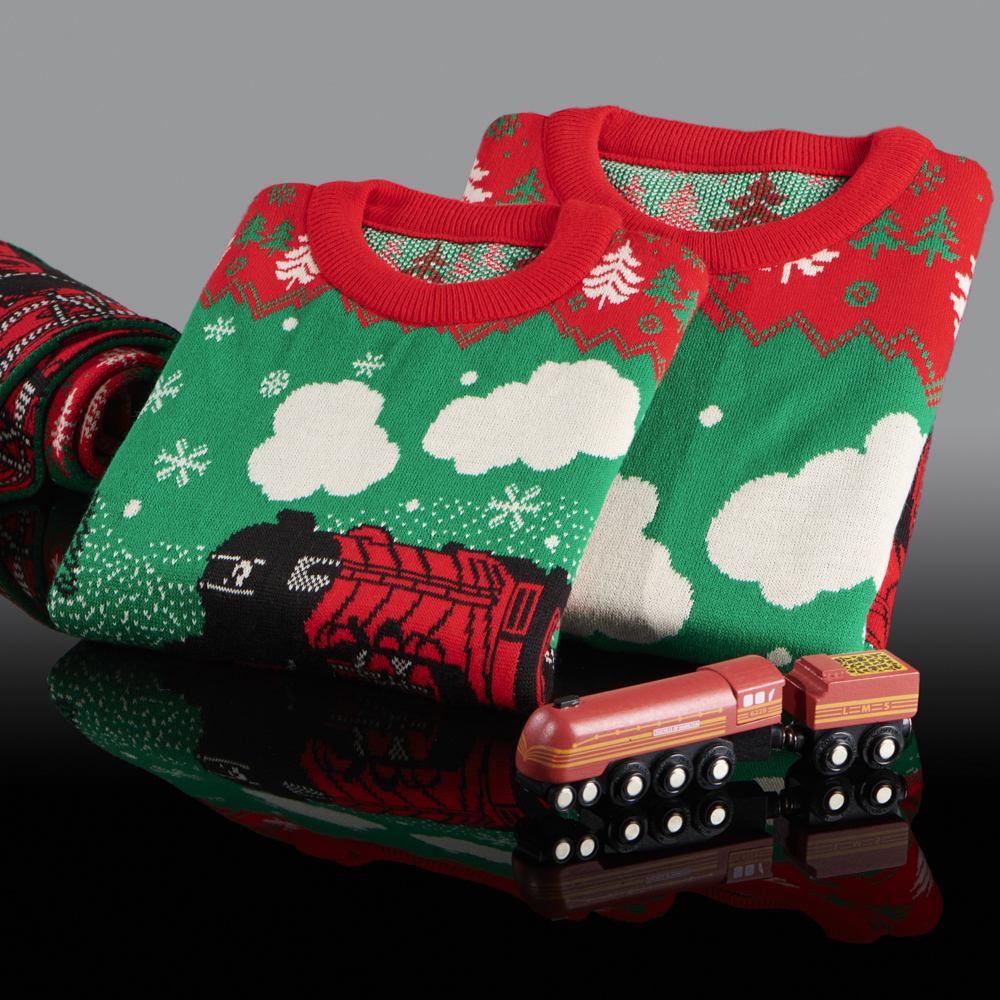 green and red christmas pattern jumpers